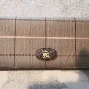 Vintage Burberry long wallet.